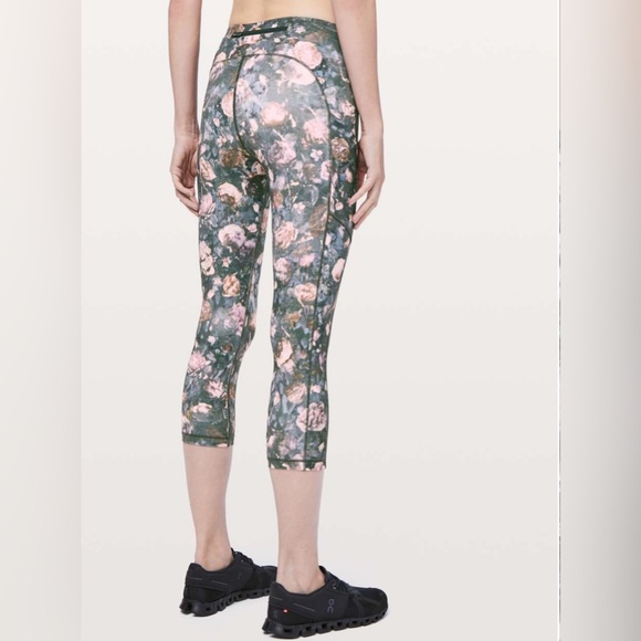 Lululemon Speed Up Crop 21” Sz 6 RARE Frosted Rose Multi BNWT - Picture 2 of 7